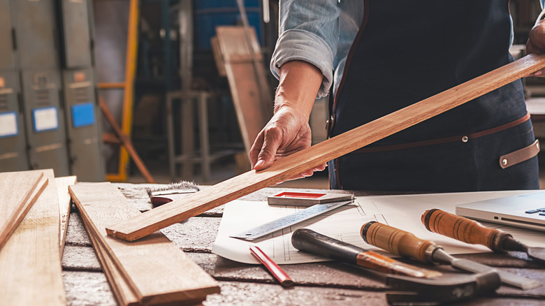 carpentry services in abu dhabi,Carpentry in Abu Dhabi,best carpentry in abu dhabi, Bespoke Carpentry in Abu Dhabi