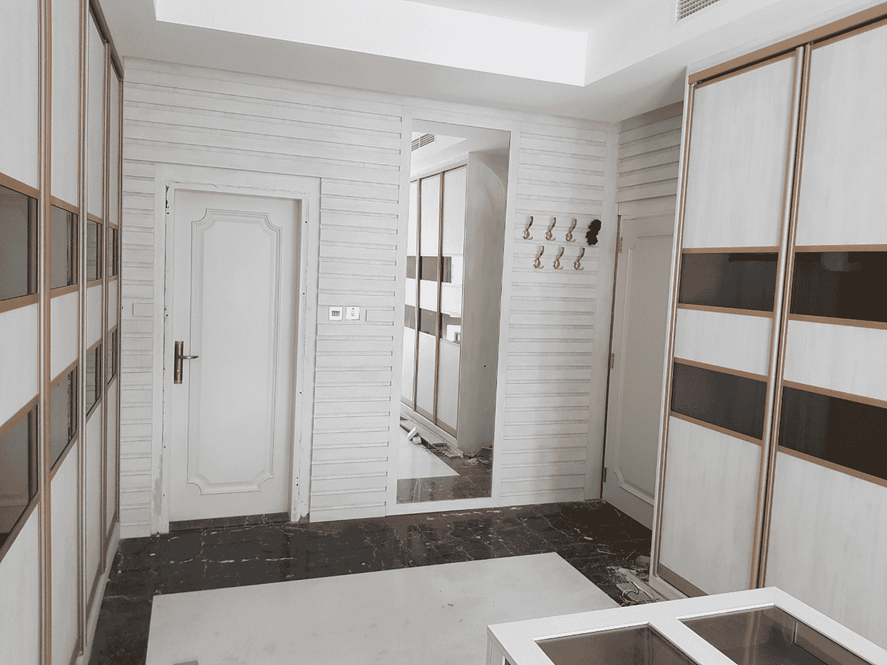 glass-doors-in-abudhabi