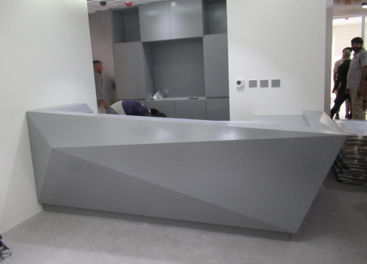 custom-made-reception-table-in-abu-dhabi